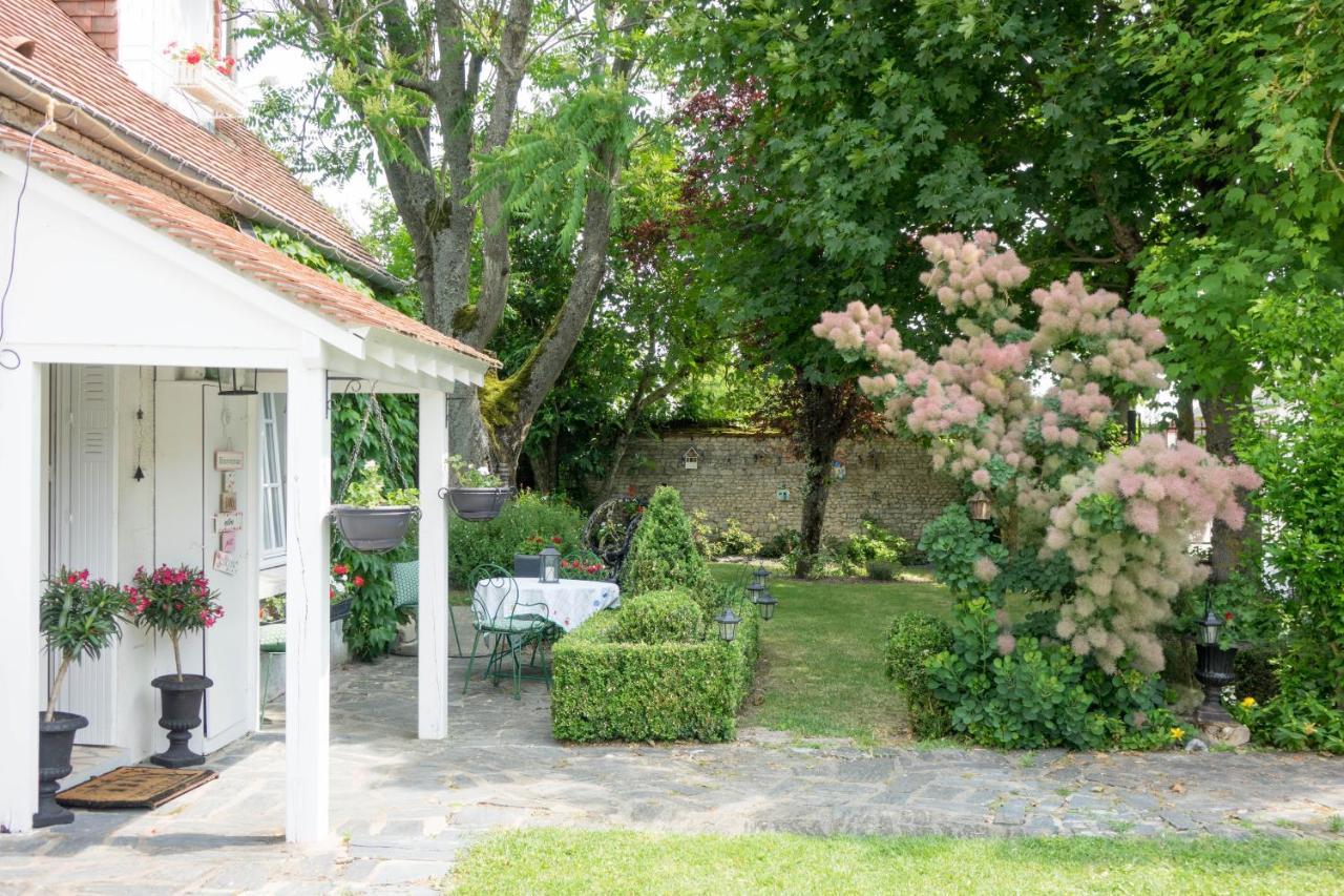 Les Anges Reveurs Panzió Neuville-aux-Bois Kültér fotó